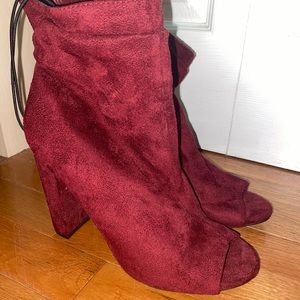 NWT!! Maroon Open Toed Velvet Booties